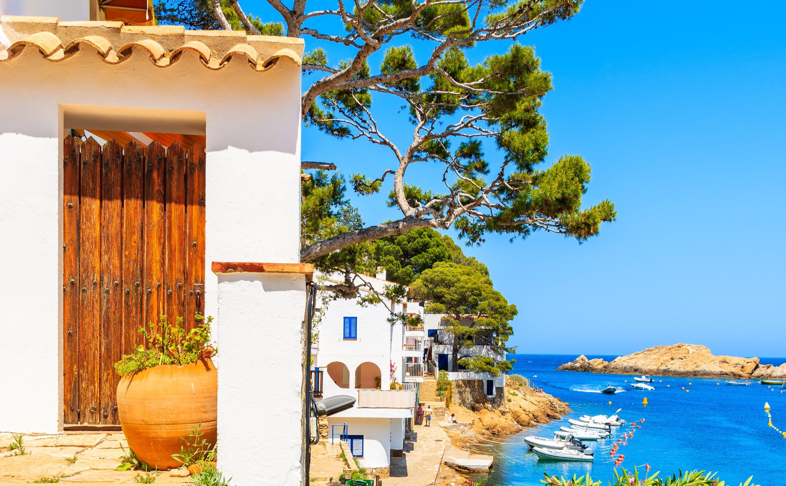 Comprar una casa en la playa: top zonas en 2023