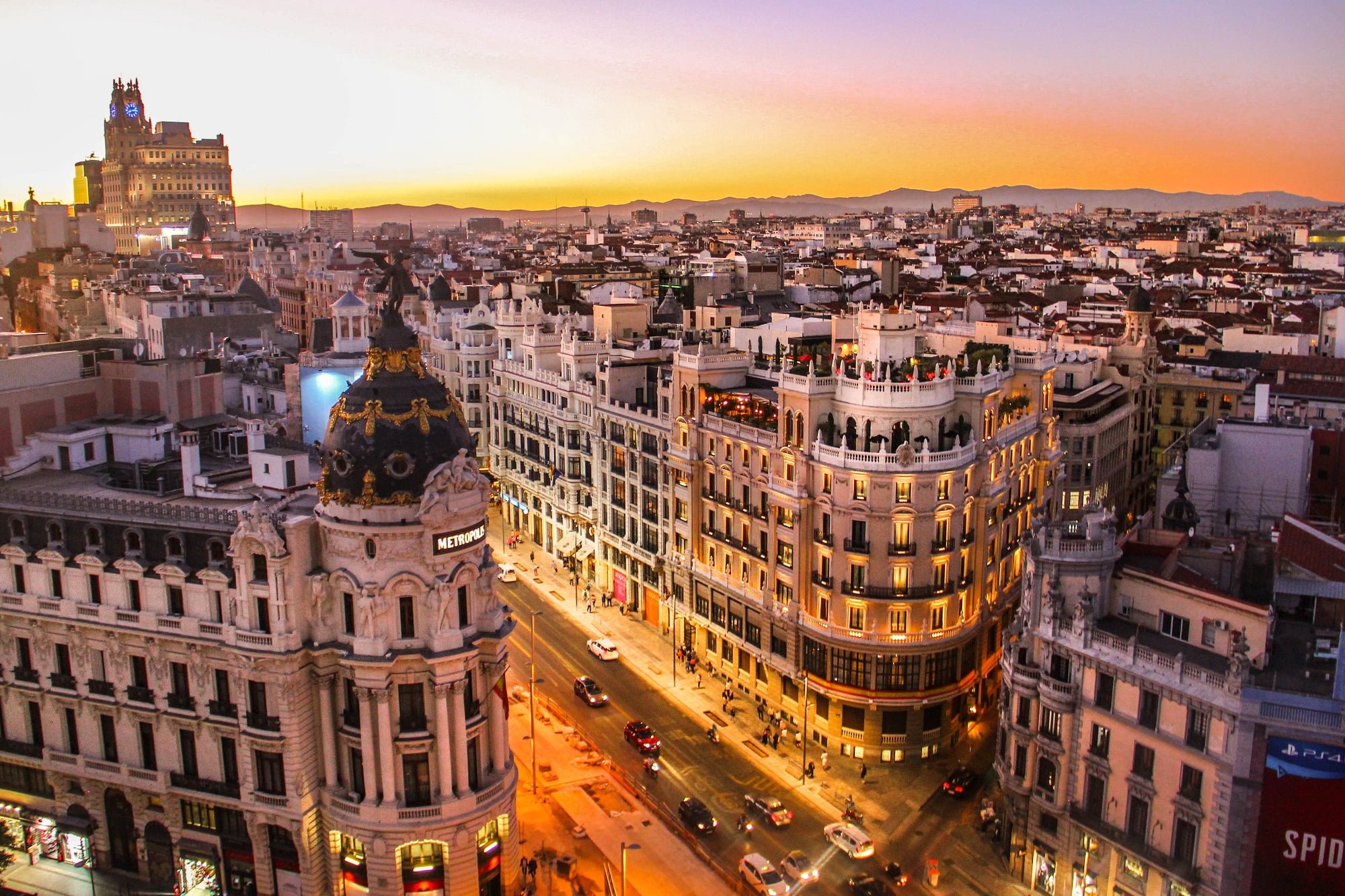 Evolución del precio de la vivienda en Madrid vs España