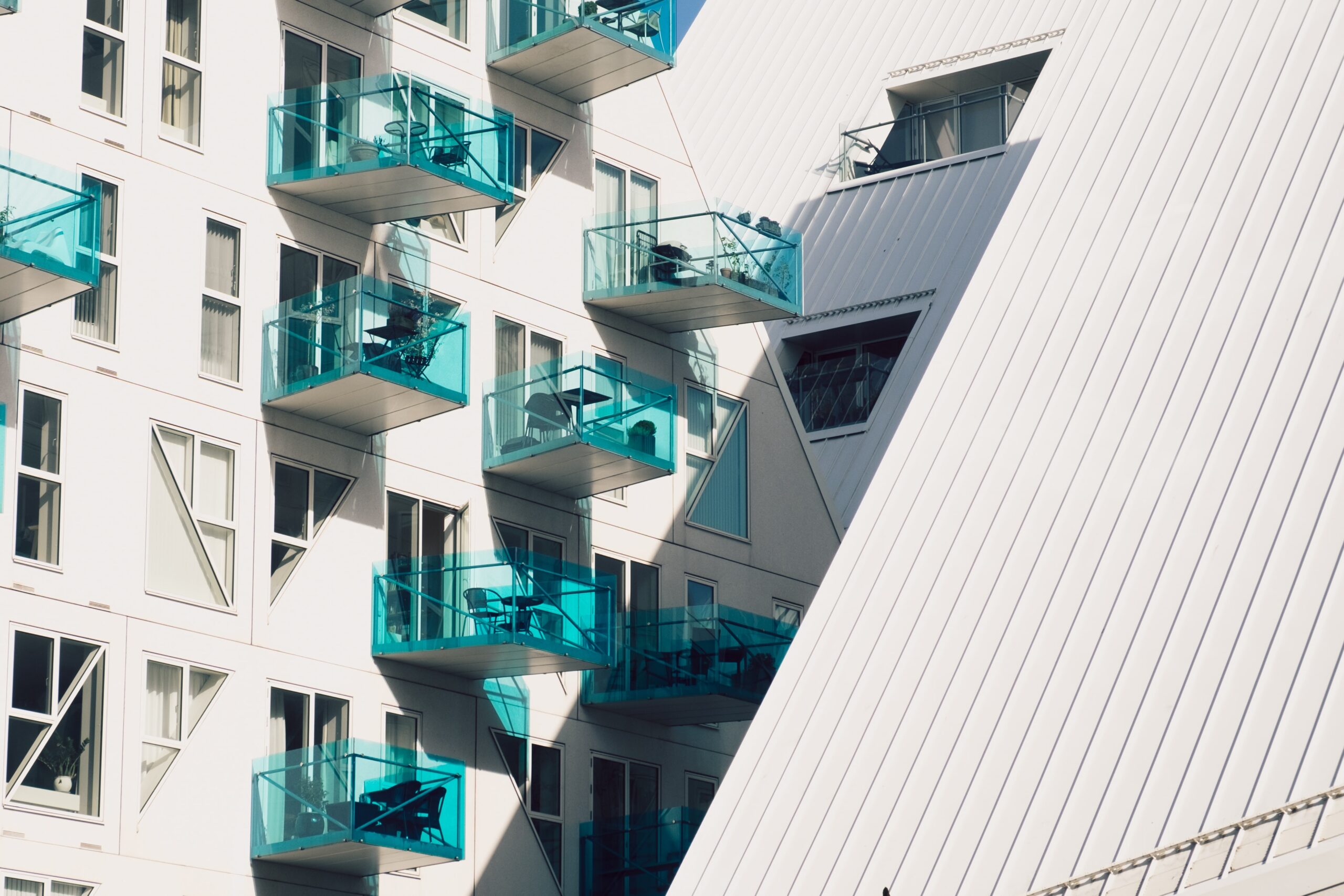Evolución del precio de la vivienda en Valencia vs. España